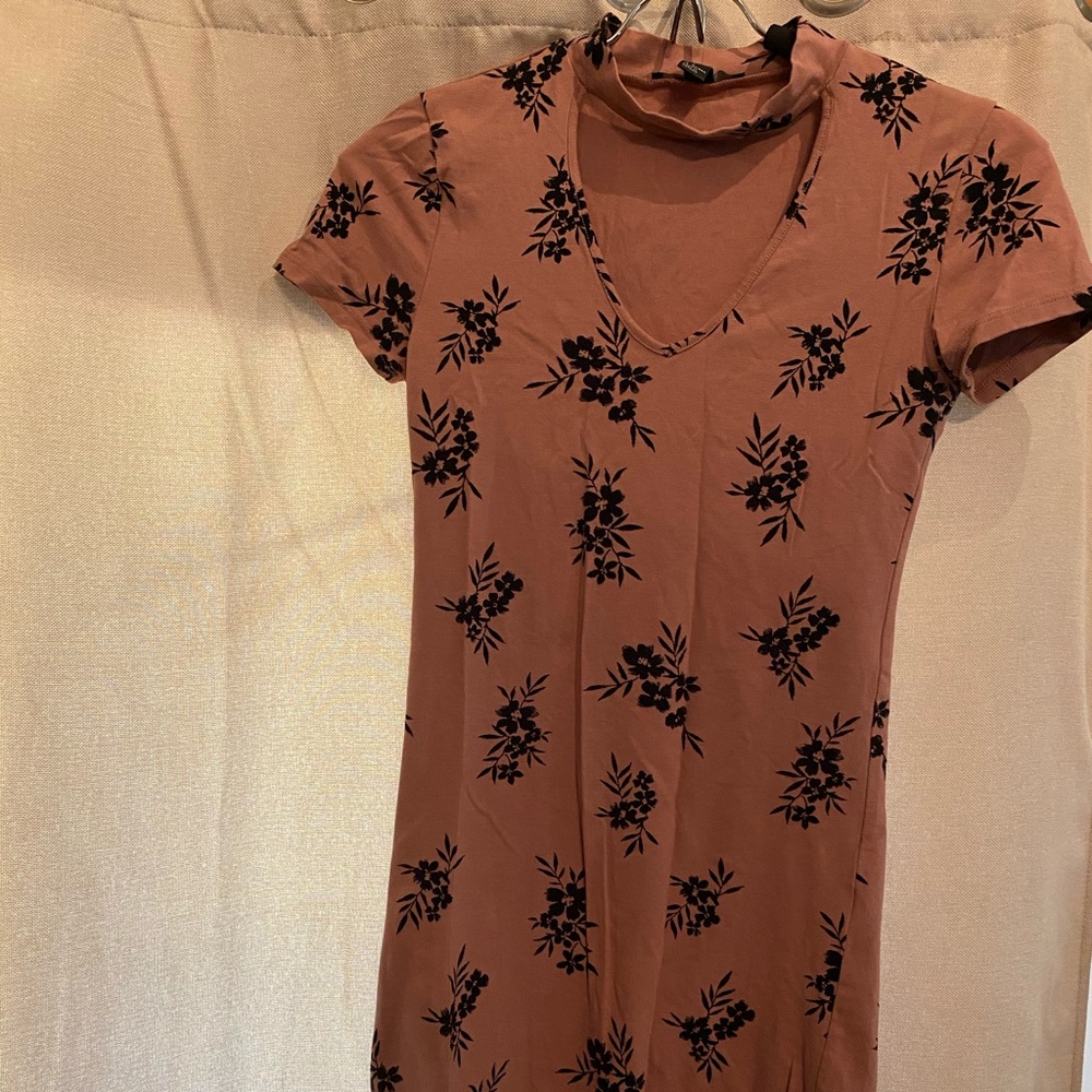 F21 Choker Bodycon Dress - SMALL - used once